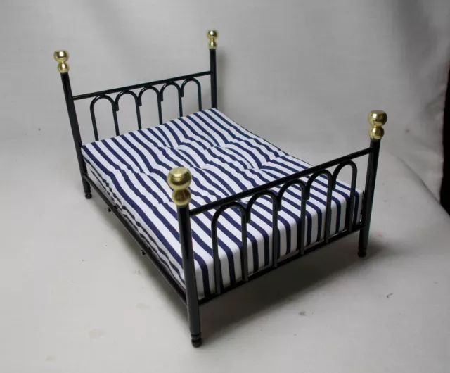 BRASS METAL DOLLS house double bed And Mirror £14.99 - PicClick UK