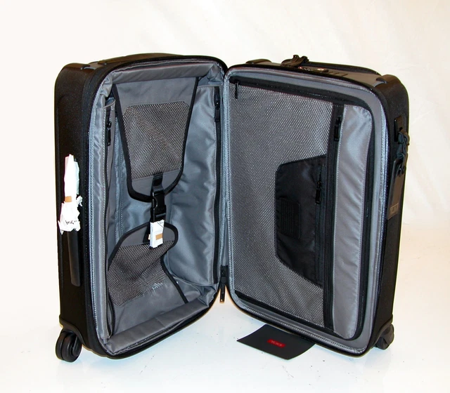 TUMI Alpha 3 22" Expandable Carry On 4 Wheel Dual Lock Spinner 139689 / 02203560 12