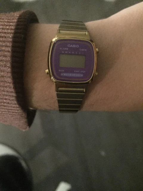 Montre Bracelet Casio LA670WE - Pour Femme - Occasion - État à Vérifier