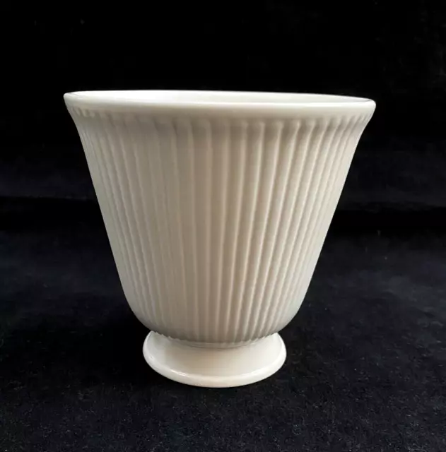 Vintage Wedgwood Etruria and Barlaston Ivory Vase Planter Plant Pot Ribbed