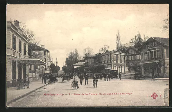 CPA Montmorency, Place de la Gare et Boulevard de l´Ermitage