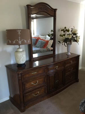 Complete Drexel Heritage King Bedroom Set, Laureatte Model, Bed,Armoire,Dresser+ 7