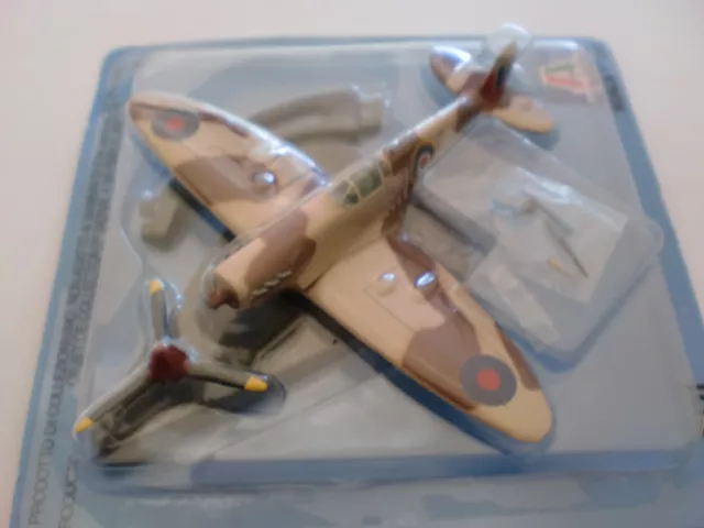 Fabbri Italeri 1:100 ,Spitfire  MK. V  Modellbauflugzeug AG P-012 ,Neu in OVP, 3