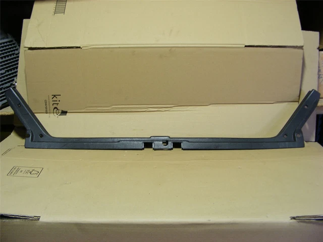 Mercedes 1406945225 Boot - Plastic Trim Strip | W140 S Class