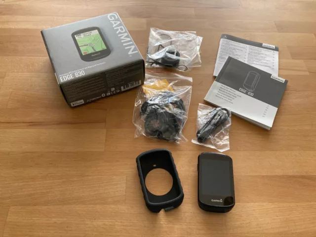 Garmin Edge 830 GPS Fahrradcomputer - Schwarz (010-02061-01), neuwertig in OVP