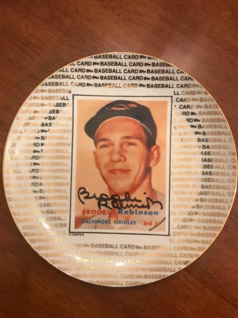 Brooks Robinson rare Signed Topps Official Licensed Collectors plate with box