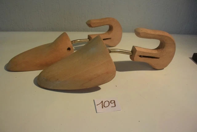C109 Embauchoirs modèles de pieds pour chaussures en bois