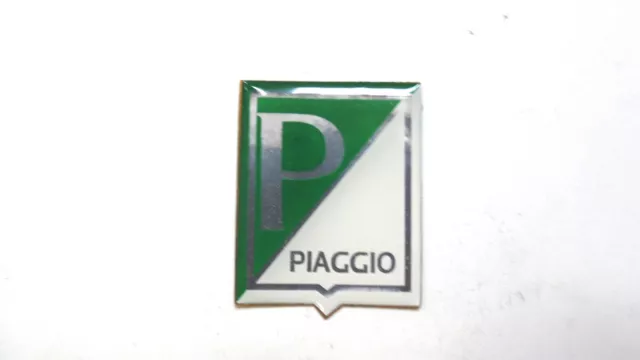 Piaggio Vespa Emblem aus Metall zum Kleben 48x39mm Silber/Grün/Weiss