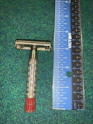 Vintage Gillette B3 Red Tip Safety Razor 1956 Double Edge-  Very Good condition