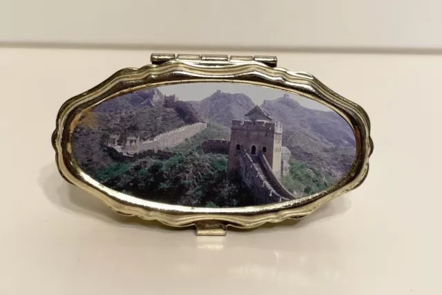 Vintage Gold Tone Mini Traveling Sewing Kit / Box Great Wall Collectible New