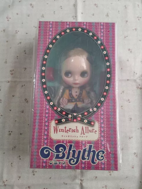 Neo Blythe Winterish Allure Shop Limited Doll wintering Irish Allure Takara Tomy