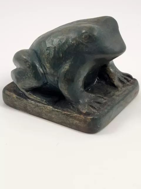 Vintage signed Gary Rowland 1987 hand carved wood frog toad figurine