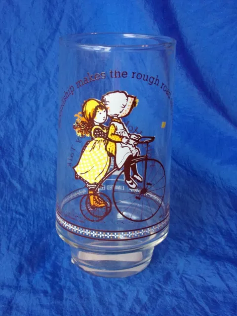 HOLLY HOBBIE 'Friendship Makes The Rough Road Smooth' 12oz Coca Cola Glass VTG