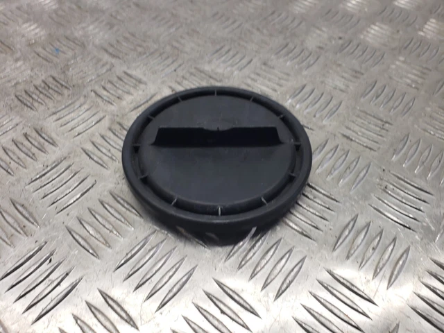 BMW 5 SERIES F10 Headlight Dust Cover Cap Lid 2012 15822200 £14.99 ...