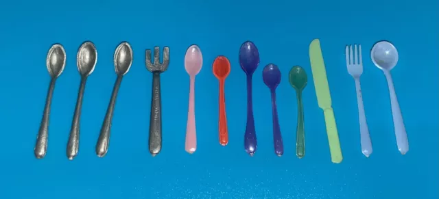 Vintage Deluxe Reading Kitchen Set 12 Pieces Silverware Barbie Clone Utensils