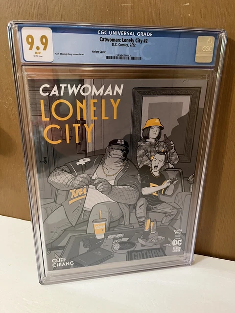 CATWOMAN Lonely City 2 CGC 9.9 🔥2022 Cliff CHIANG Variant Cover🔥MINT
