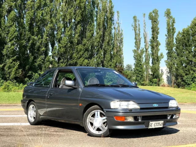 Ford Escort RS 2000 ASI (1992) Ford Escort RS 2000 ASI (1992)