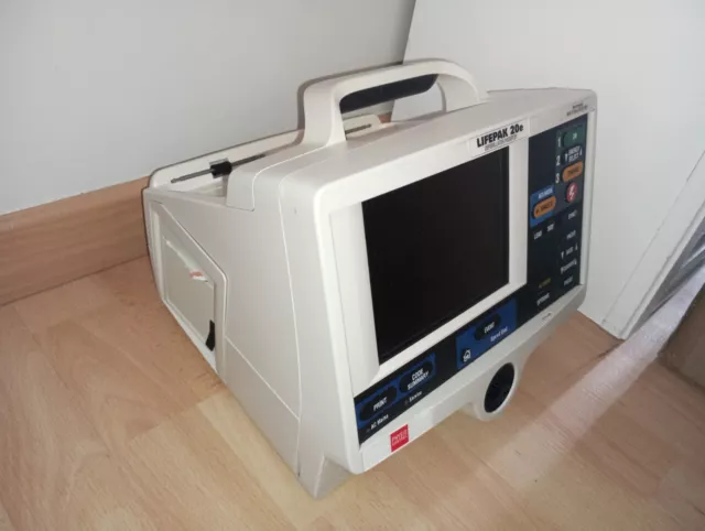 Physio Control LifePak 20e AED Pacing Patient Monitor 2