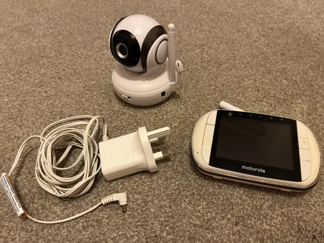 Motorola Baby Monitor Video Monitor Camera  - Model MBP36S - With Digital Screen