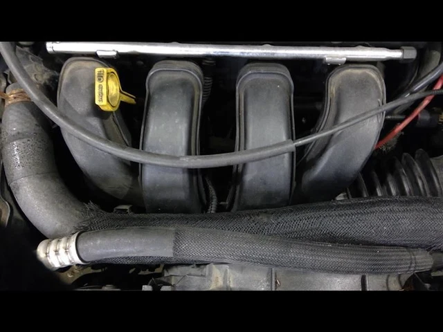 Intake Manifold Without Turbo Fits 00-05 NEON 63096