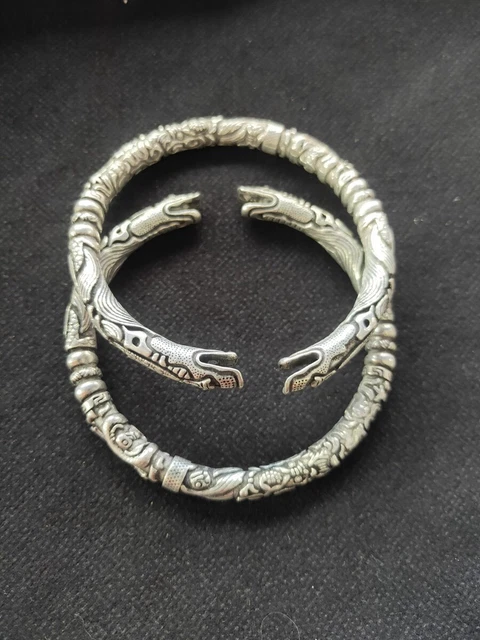 A Pair Exquisite Old Chinese tibet silver handmade double dragon Bracelets 9856