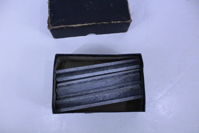 Advertising Box by Dixon 12 Lumber Crayons Blue #521 Jersey City, NJ Vintage