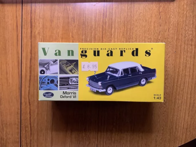 Vanguards Corgi 1:43 Morris Oxford VI Blue & White VA05401