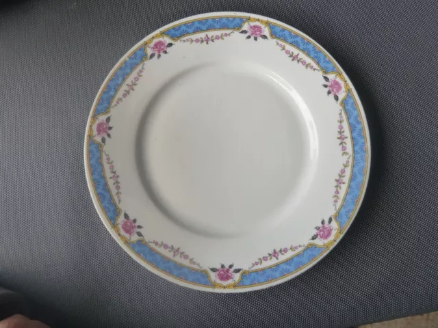 Lot de 10 petites assiettes en céramique de MLV France, Old French plate
