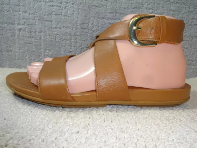 Fit Flop Graccie Womens Size 7 US Light Tan Leather Strap Sandals DE2-592
