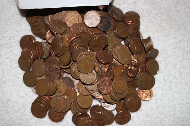 Wheat/Lincoln pennies lot (one pound)        (2022)