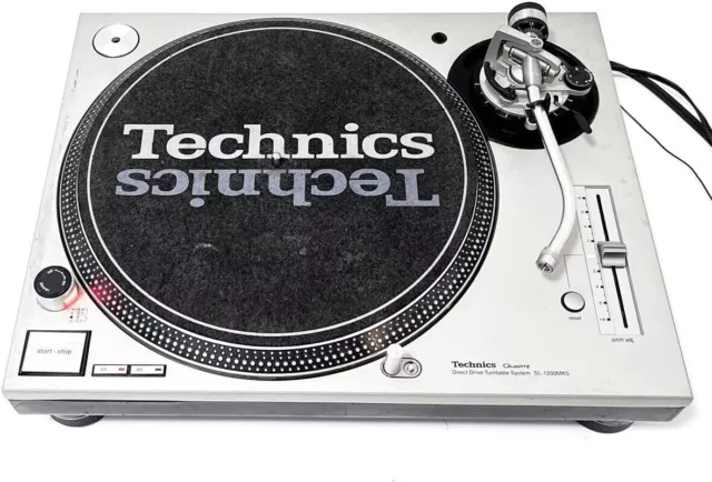 Used Technics SL-1200MK5 Silver   DJ Turntable Direct Drive  Operation confirmed