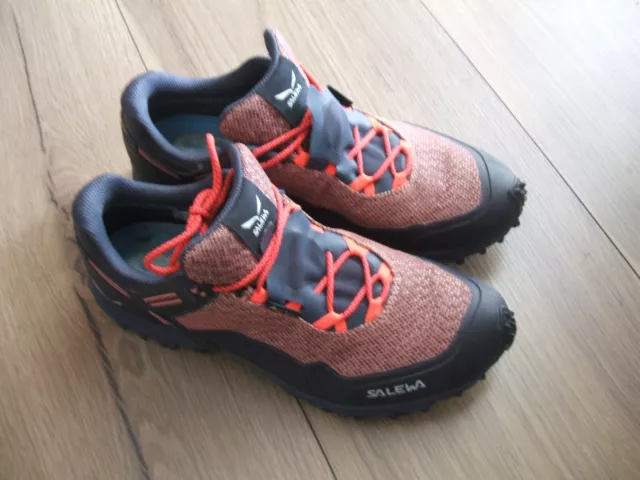 Damen Trecking Schuhe SALEWA Gr. 40  Treckingschuhe UK 6,5