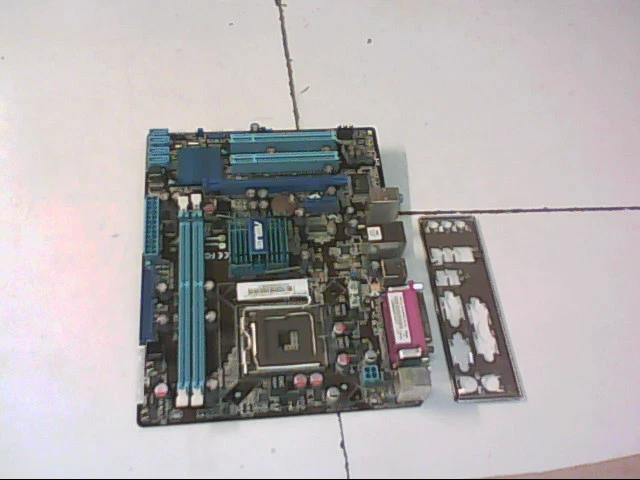 Asus Q87M-E Carte Mère Intel Q87 Socket 1150