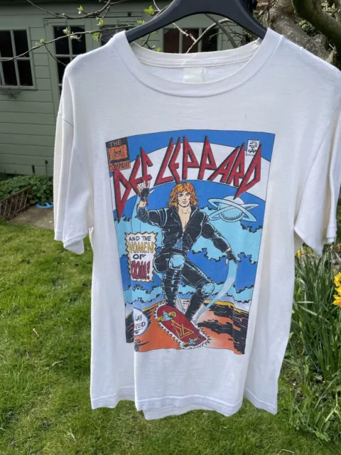 Def Leppard Women Of Doom Hysteria 1987 Tour T Shirt - RARE -Small + Programme