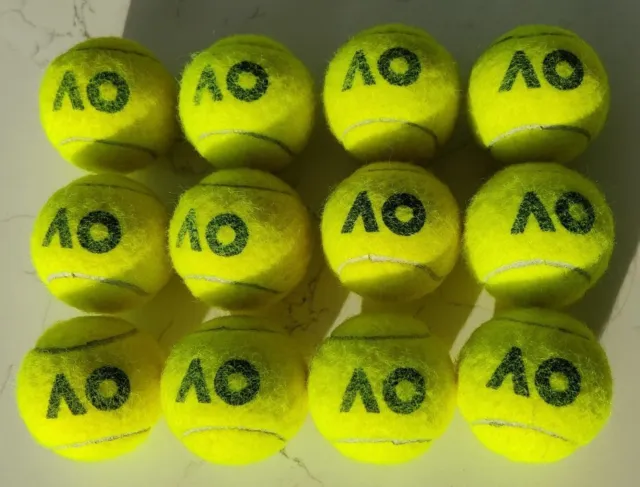 12x Dunlop Australian Open Tennis Balls Beach, Dogs Play Excellent Condition