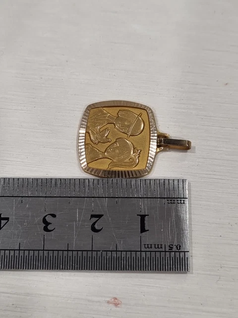 ANCIEN PENDENTIF PORTE Bonheur 13 En Plaque Or Fix EUR 15,00 - FR