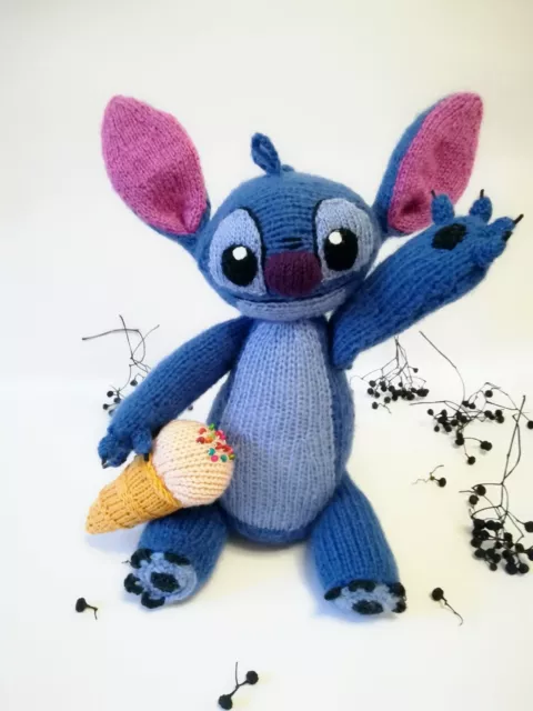 Toy knitting patterns - Knit an adorable blue toy based on Lilu and Stitch