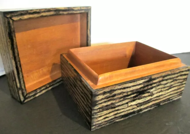 Auth. R & Y AUGOUSTI PARIS Inlaid Wood Lacquered Lidded Wooden TRINKET BOX EUC