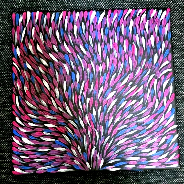 Gloria Petyarre作 アボリジニアート Gloria Petyarre 600 mm x 720 mm – Mandel Aboriginal Art Gallery
