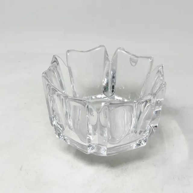 ORREFORS CORONA Petal Bowl LARS HELLSTEN Design Clear Crystal 4 1/2" wide Signed