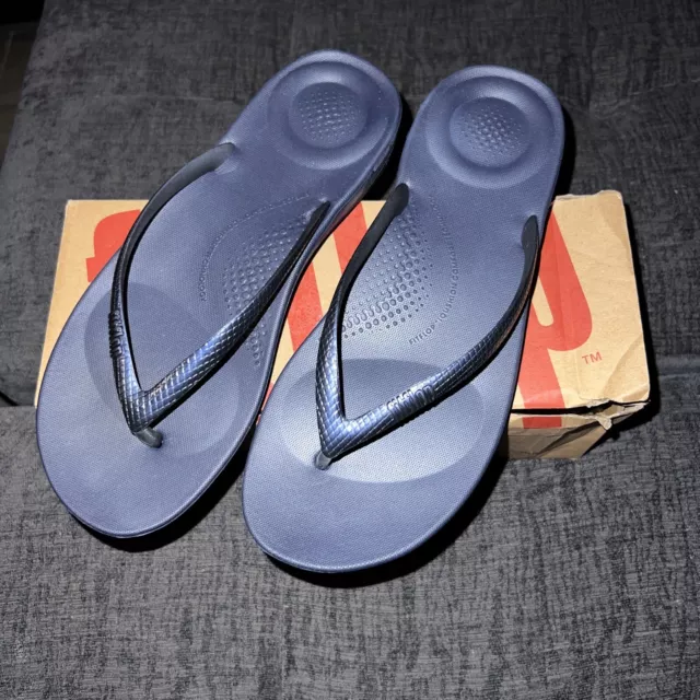 Fitflop Womens Flip Flop Sandals Navy Ergonomic Footbed Flat Heel Slip On 7 New