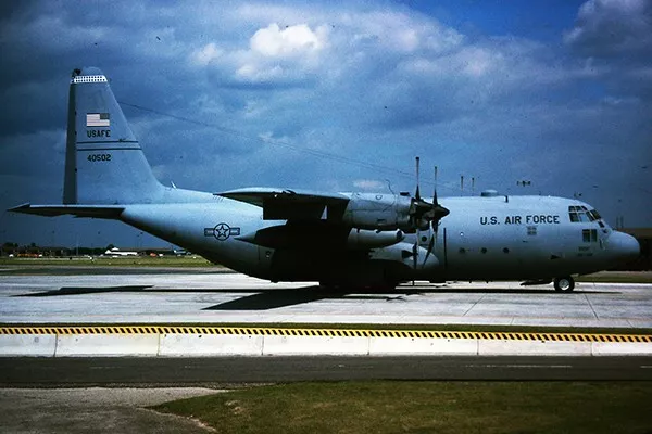 C-130 40502  USAF   35 mm aircraft slide   CF