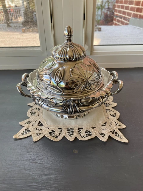 Antique Pairpoint MFG. Co. Quadruple Plate 8" FloralCovered Dish June 28, 1904