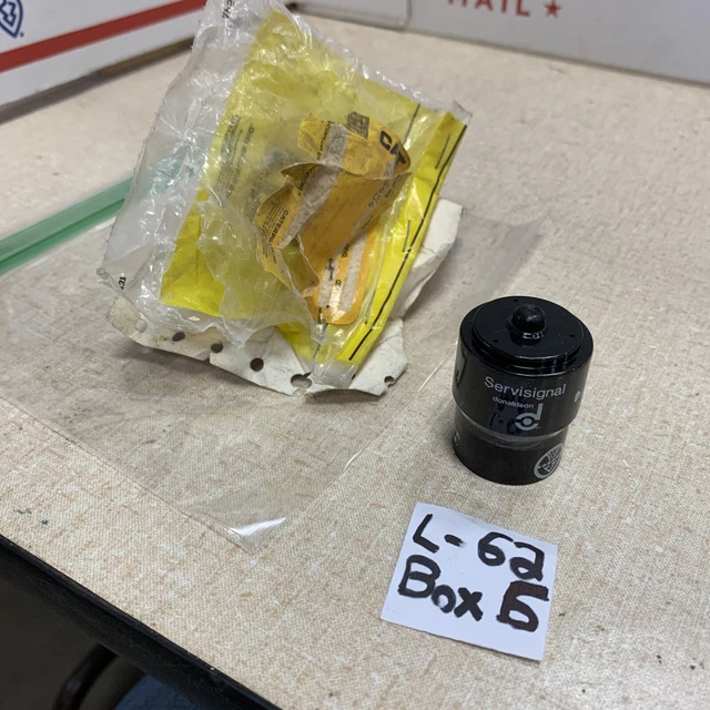 DONALDSON X002252 Housing In Caterpillar Bag 663454 CAT Gauge Indicator New