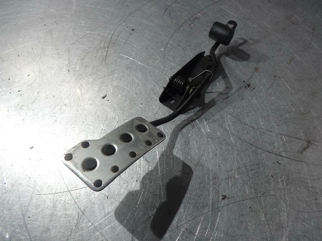 OEM Nissan Murano Accelerator Gas Pedal Assembly 2003-2007 (18002-CA100)