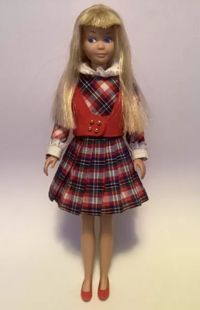 Vintage Barbie SKIPPER DOLL Blonde in RAINY DAY CHECKERS #1908 Such A Beauty