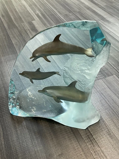 ROBERT WYLAND Signed Dolphin Wonder Lucite Shark Fin Sculpture - $15K APR w/ CoA ROBERT WYLAND Signed Dolphin Wonder Lucite Shark Fin Sculpture - $15K APR w/ CoA