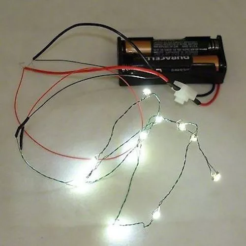 Dollhouse 12 Working Cool White LED Christmas Lights Battery Operated Miniature