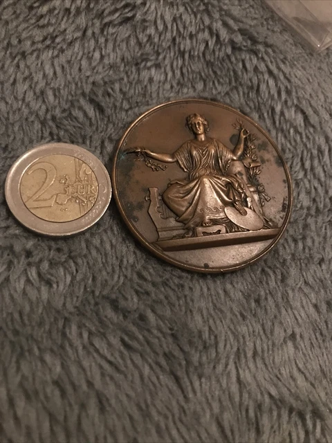 Médaille République Française Signée A. Massonnet – Bronze, XXème Siècle