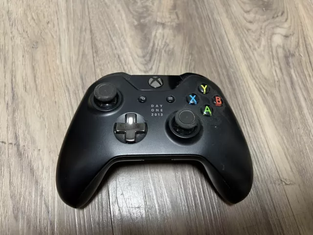 Genuine Microsoft Xbox One Controller Day One 2013 Launch Edition Black OEM